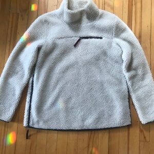 LL Bean fleece pull over